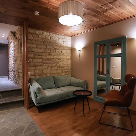 Palorto 3* Gjirokastër