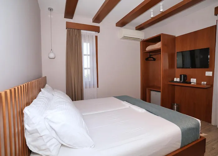 Fogadó Palorto Gjirokastra