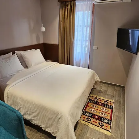 Palorto Penzion Gjirokastër