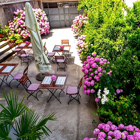 Palorto Inn Gjirokastër